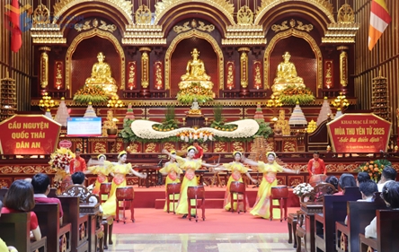 Yen Tu Autumn Festival 2025 opens